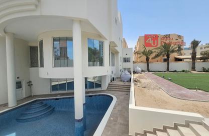 Villa - 5 Bedrooms - 6 Bathrooms for rent in Mahooz - Manama - Capital Governorate