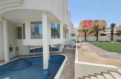 فيلا - 5 غرف نوم - 6 حمامات للايجار في الماحوز - المنامة - محافظة العاصمة