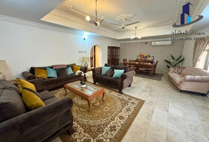 965317 - Property Image 2
