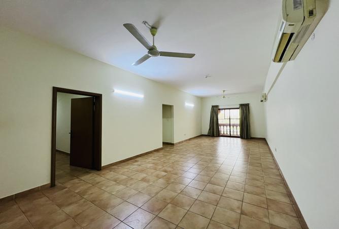 983993 - Property Image 2