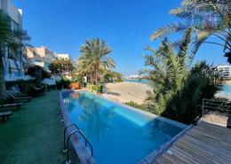 Pool image for: Villa - 4 bedrooms - 5 bathrooms for rent in Amwaj Avenue - Amwaj Islands - Muharraq Governorate, Image 1
