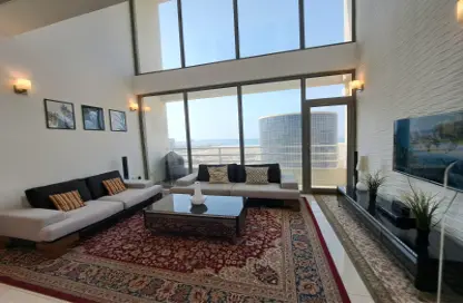 Duplex - 3 Bedrooms - 3 Bathrooms for rent in Al Juffair - Capital Governorate