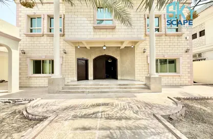 فيلا - 6 غرف نوم - 6 حمامات للايجار في عراد - المحرق فيلا - 6 غرف نوم - 6 حمامات للايجار في عراد - المحرق