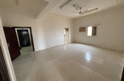 Apartment - 2 Bedrooms - 2 Bathrooms for rent in Alhajiyat - Riffa - Southern Governorate