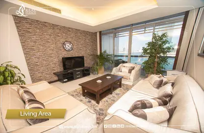 Living Room image for: Apartment - 3 Bedrooms - 4 Bathrooms for rent in Reef Island - Capital Governorate, Image 1