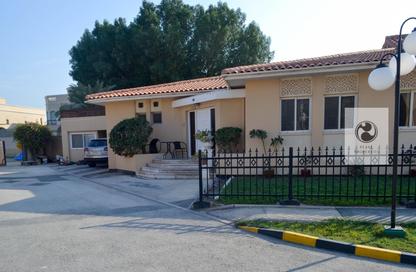 Villa - 4 Bedrooms - 3 Bathrooms for rent in Saar - Northern Governorate
