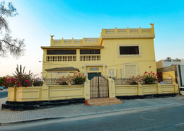 Prime Location! Spacious! Commercially Suited!