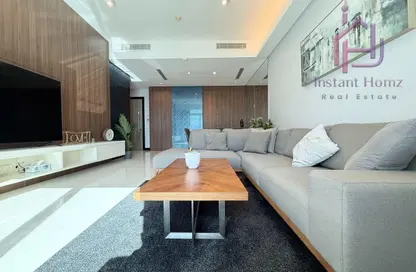 Apartment - 2 Bedrooms - 3 Bathrooms for rent in Al Juffair - Capital Governorate