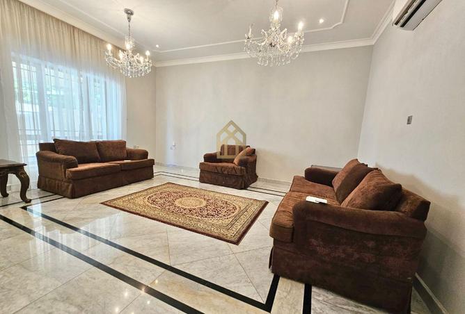 961566 - Property Image 2