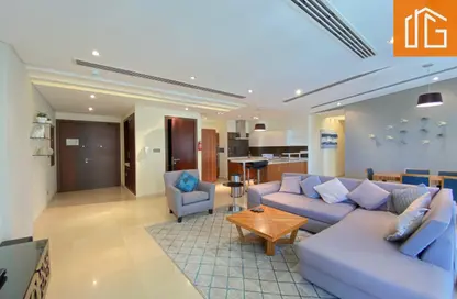 Apartment - 2 Bedrooms - 3 Bathrooms for rent in Reef Island - Capital Governorate