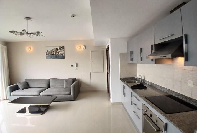 971003 - Property Image 2