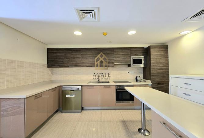 968800 - Property Image 2