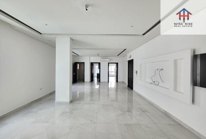 974675 - Property Image 3