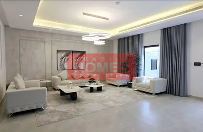 Villa - 4 Bedrooms - 5 Bathrooms for rent in Saar - Northern Governorate