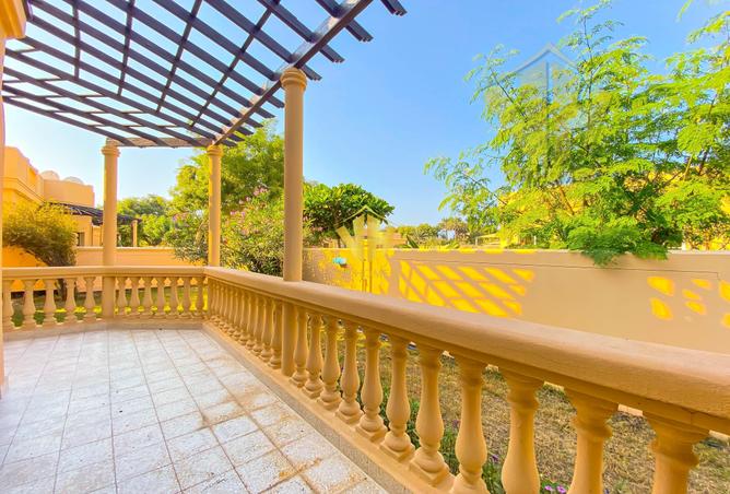 981608 - Property Image 3