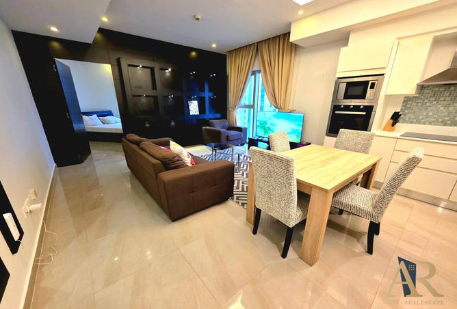 985596 - Property Main Image