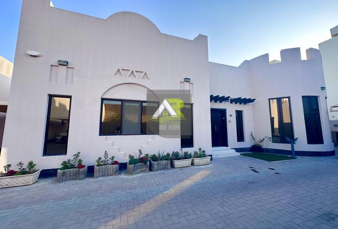 Villa - 3 Bedrooms - 3 Bathrooms for rent in Saar - Northern Governorate