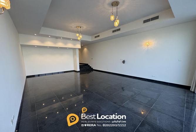 919514 - Property Image 2