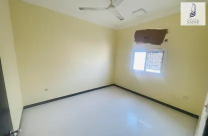 Empty Room image for: Apartment - 2 Bedrooms - 2 Bathrooms for rent in Bu Kowarah - Riffa - Southern Governorate, Image 1