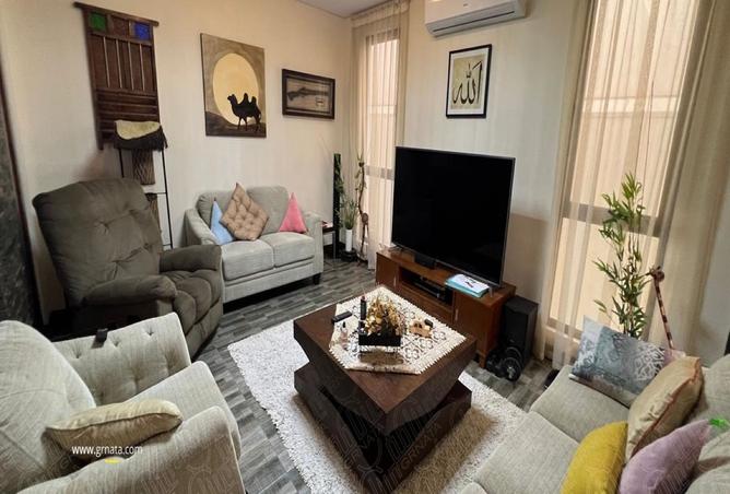 965796 - Property Image 2