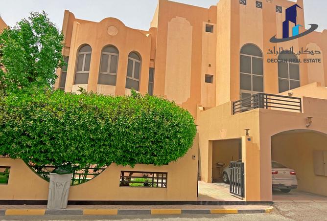 فيلا - 4 غرف نوم - 4 حمامات للايجار في الهملة - المحافظة الشمالية