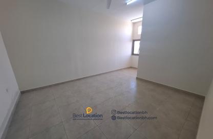 Apartment - 2 Bedrooms - 2 Bathrooms for rent in Segaya - Manama - Capital Governorate
