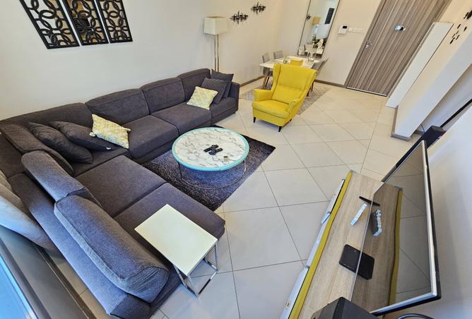 982099 - Property Image 3