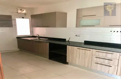 Kitchen image for: Apartment - 2 Bedrooms - 2 Bathrooms for rent in Mahooz - Manama - Capital Governorate, Image 1