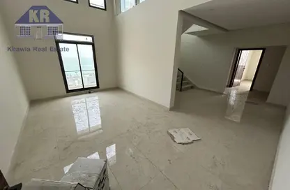 شقة - 4 غرف نوم - 6 حمامات للبيع في الحد - المحرق