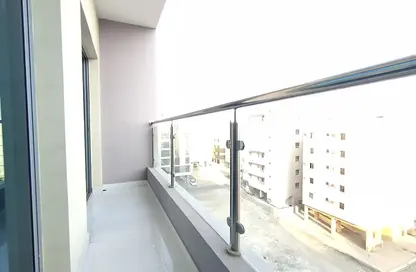 Apartment - 2 Bedrooms - 3 Bathrooms for rent in Hidd - Muharraq Governorate