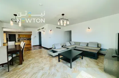 Penthouse - 3 Bedrooms - 3 Bathrooms for rent in Sanabis - Manama - Capital Governorate