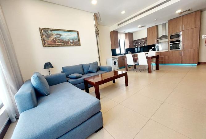 958144 - Property Image 2