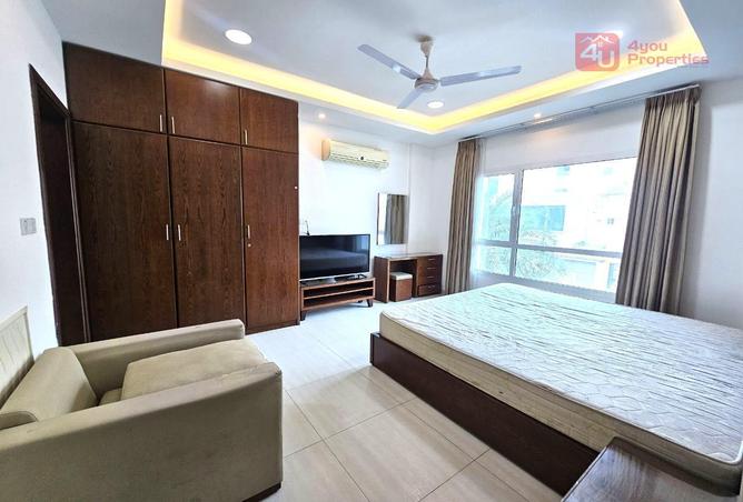 905946 - Property Image 3