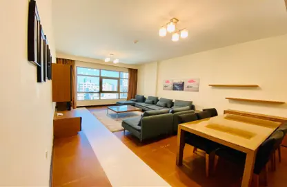 Apartment - 3 Bedrooms - 4 Bathrooms for rent in Al Juffair - Capital Governorate