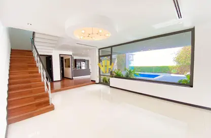 Villa - 4 Bedrooms - 6 Bathrooms for rent in Saar - Northern Governorate