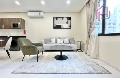 Apartment - 1 Bedroom - 1 Bathroom for rent in Al Burhama - Manama - Capital Governorate