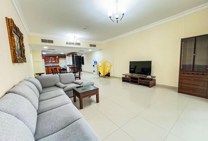 981626 - Property Image 2