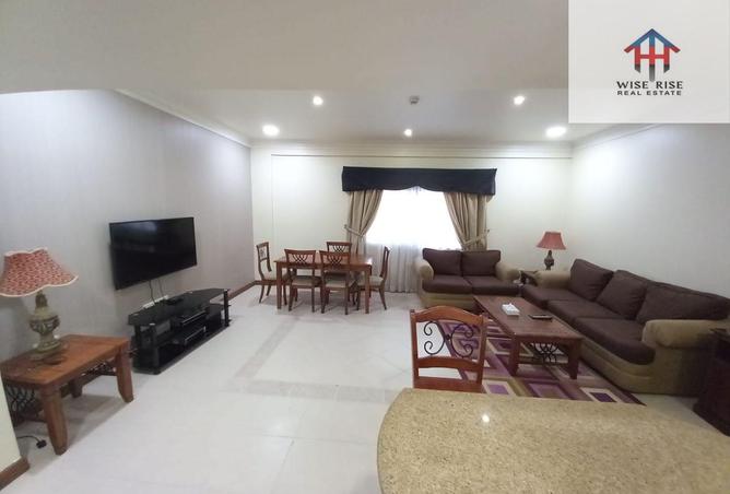 985627 - Property Image 3