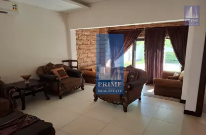 فيلا - 3 غرف نوم - 4 حمامات للايجار في قلالي - المحرق