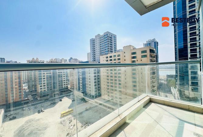 987123 - Property Image 2