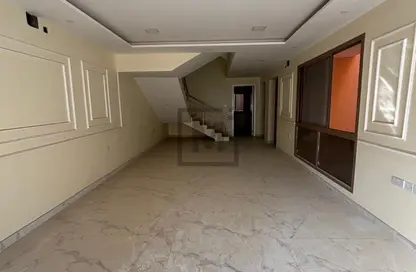 فيلا - 5 غرف نوم - 6 حمامات للبيع في البسيتين - المحرق