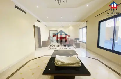 مجمع سكني - 4 غرف نوم - 5 حمامات للايجار في البسيتين - المحرق