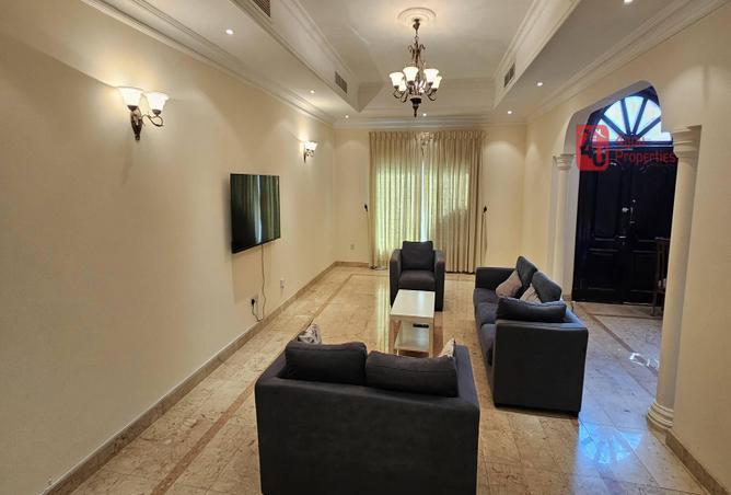 968498 - Property Image 2