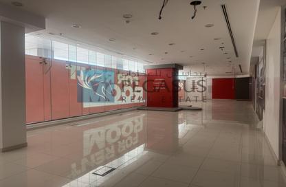 Retail - Studio - 2 Bathrooms for rent in Diplomatic Area - Manama - Capital Governorate