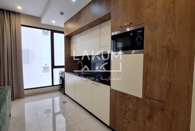 981069 - Property Image 2