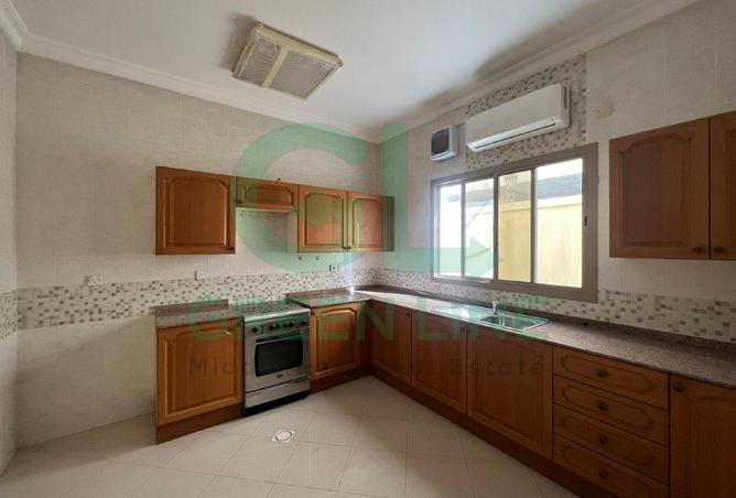 962857 - Property Image 3