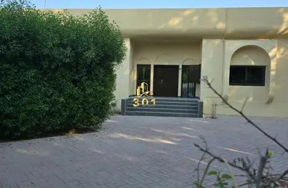 مجمع سكني - 4 غرف نوم - 4 حمامات للايجار في الجنبية - المحافظة الشمالية