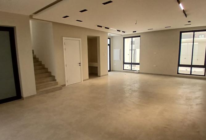 990362 - Property Main Image