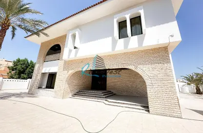 Villa - 5 Bedrooms - 6 Bathrooms for sale in North Riffa - Riffa - Southern Governorate