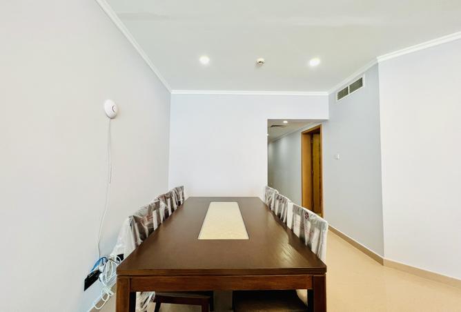 943639 - Property Image 2